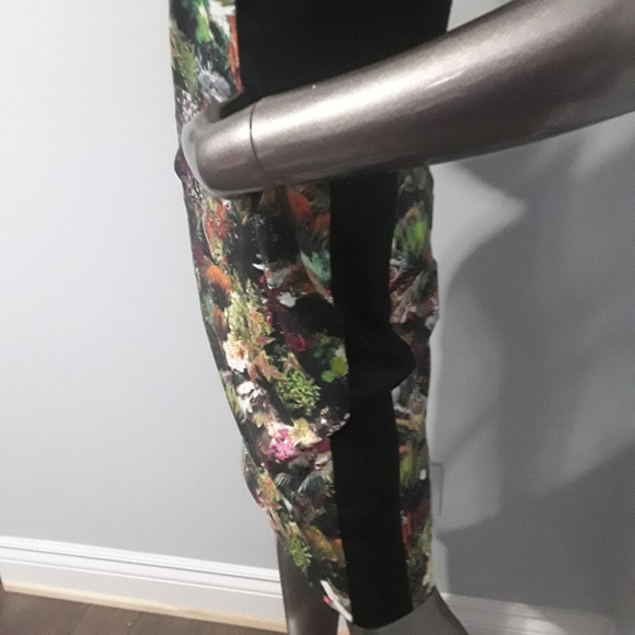 Mario Serrani Italian Floral & Black Midi  pencil Dress Sz 4 - Picture 3 of 10